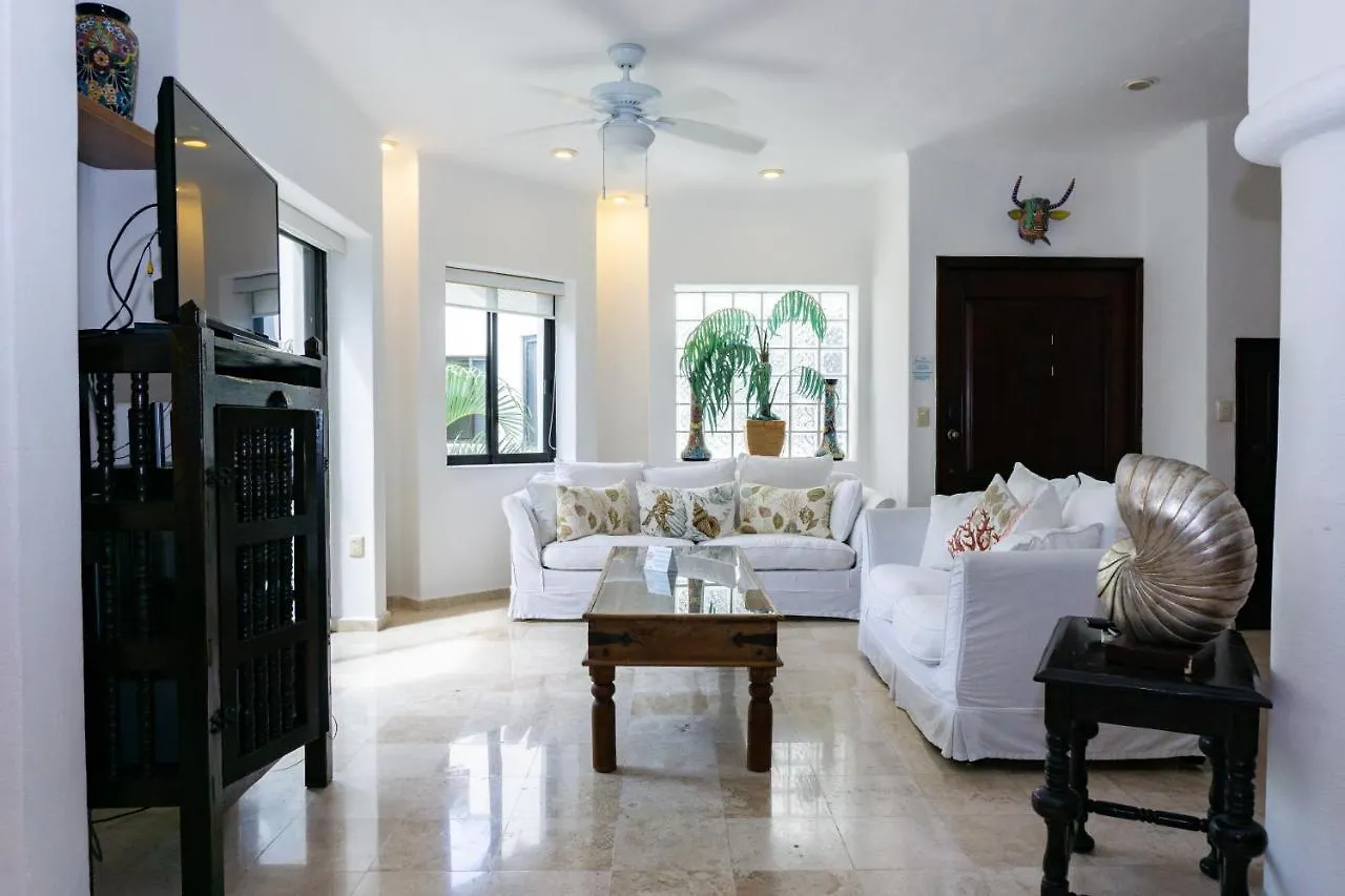 Royal Palms 8 Condo Playa del Carmen