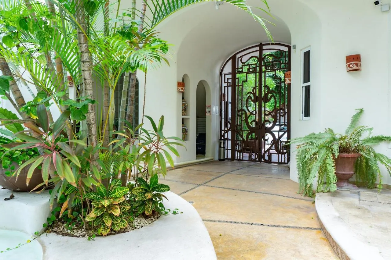 Royal Palms 8 Condo Playa del Carmen Apartment