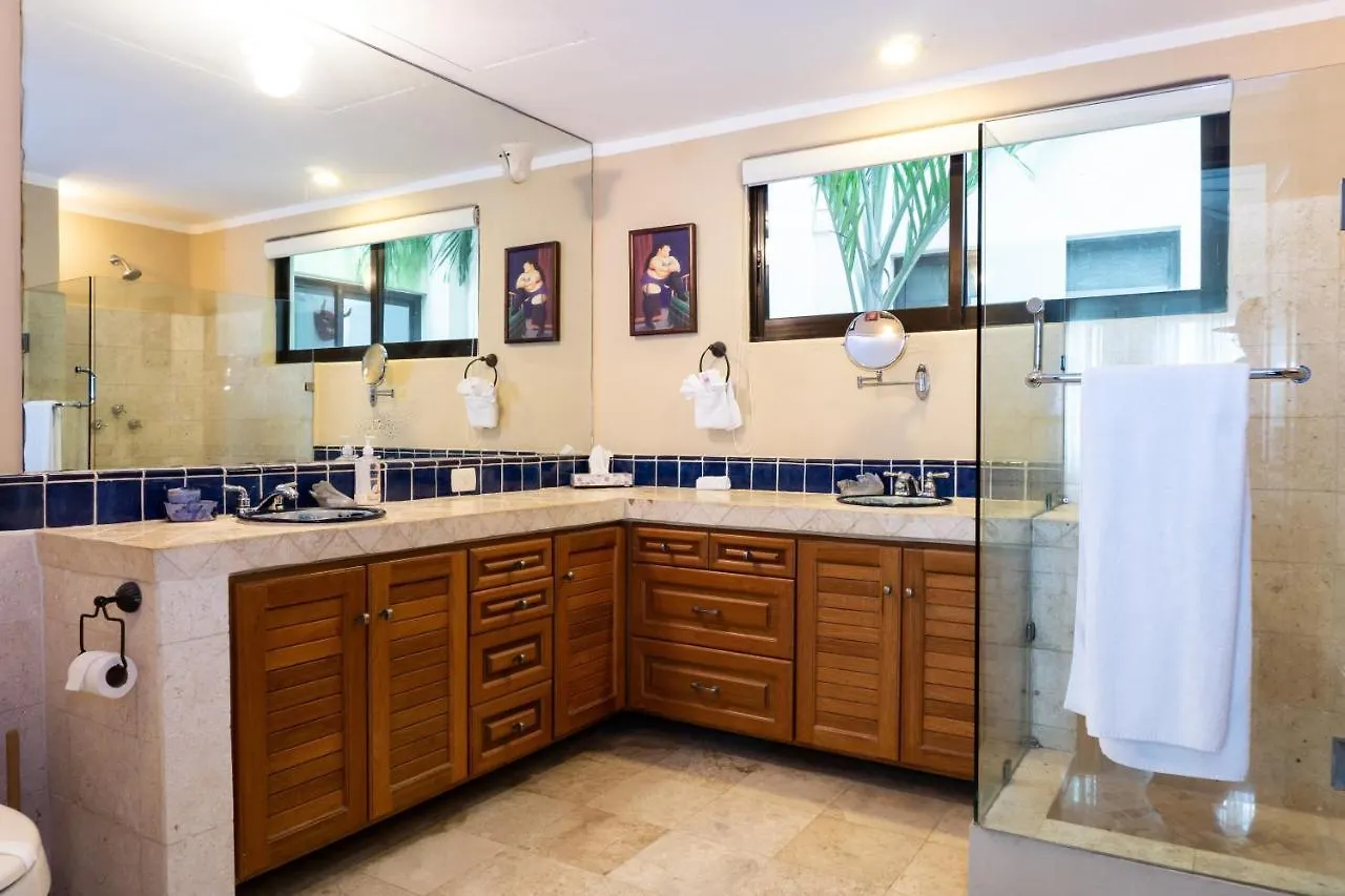 Royal Palms 8 Condo Playa del Carmen Apartment