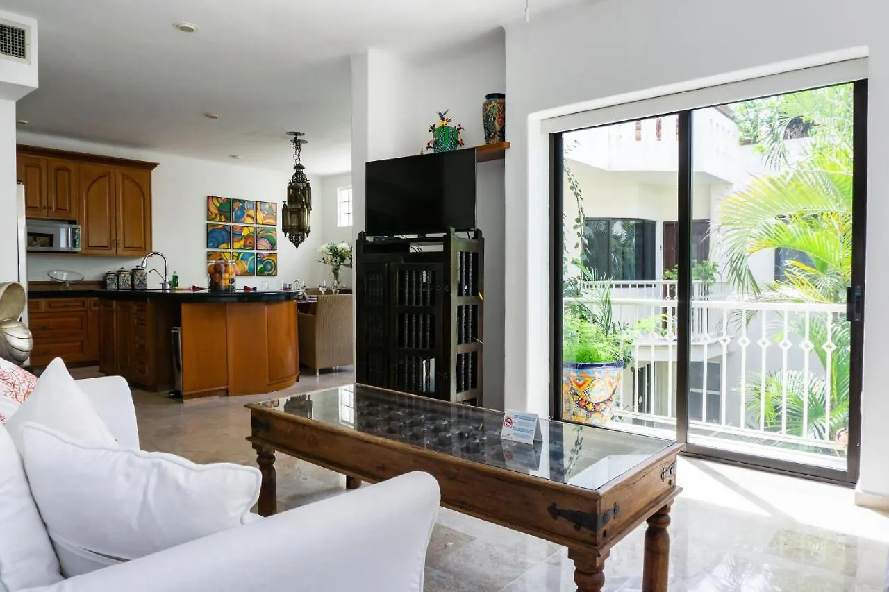 Royal Palms 8 Condo Playa del Carmen 0*,  Mexico